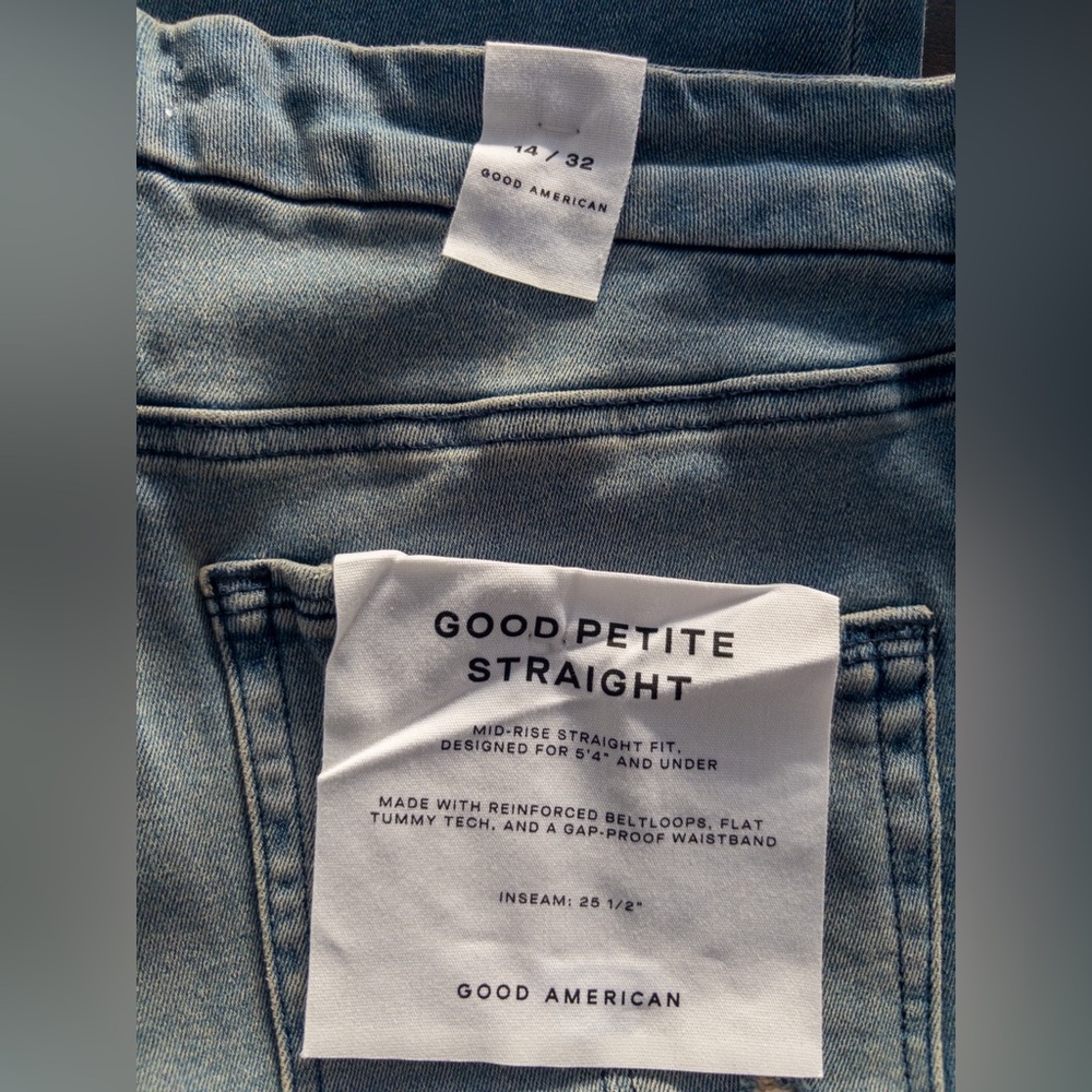Good American Mid Rise Straight Leg Jeans Size 14 Blue NWT - Picture 3 of 7